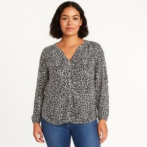 Old Navy Leopard Print Long Sleeve Button Blouse Size Medium